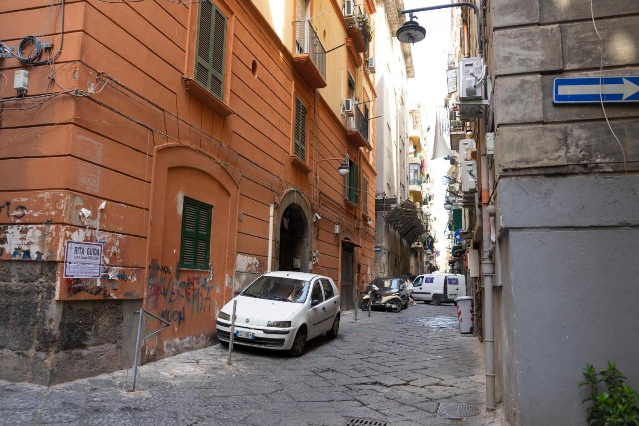 Donna Chiara Holiday House - Toledo Naples Extérieur photo