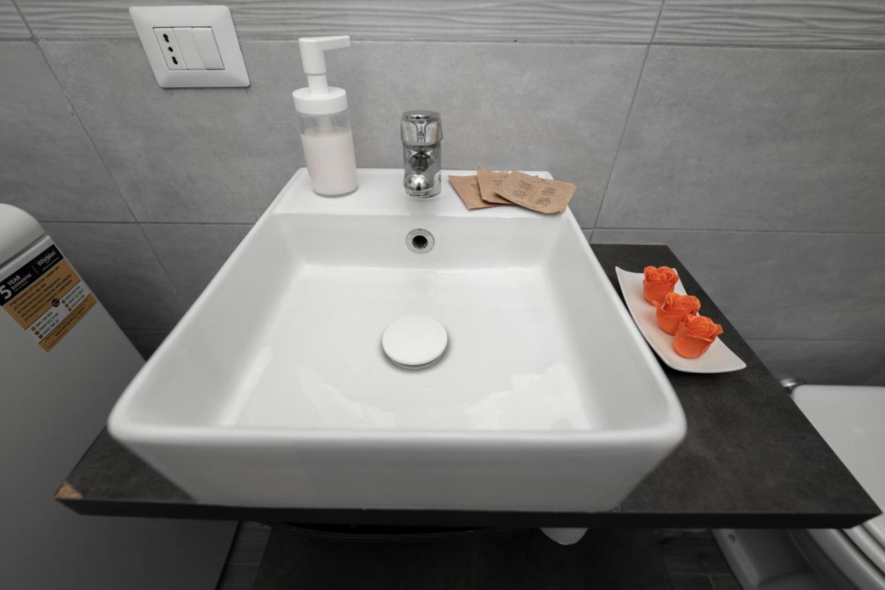 Donna Chiara Holiday House - Toledo Naples Extérieur photo